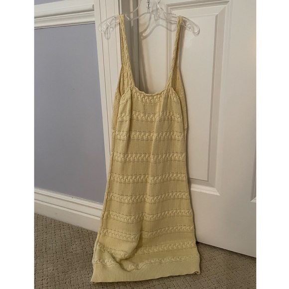 LIGHT YELLOW CROCHET MINI DRESS💛 - Picture 2 of 4